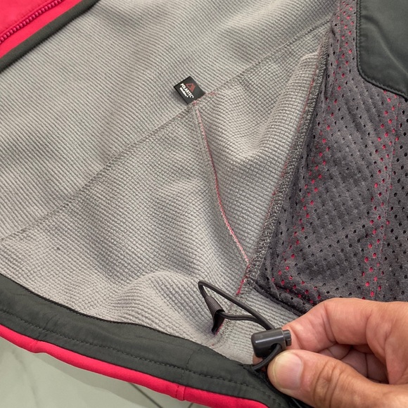 Patagonia Women's Adze Jacket size Small colour jewelled berry ⭐️⭐️⭐️⭐️⭐️ - Picture 16 of 17